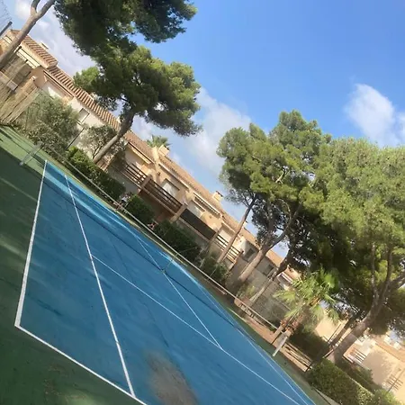 Apartment Piscine Proche Village Naturiste - Pinede